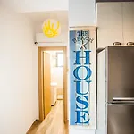 Apartament Axa *